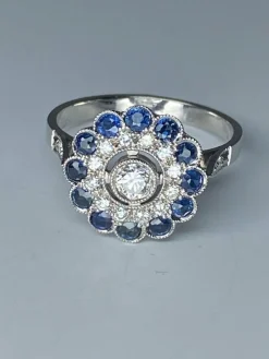 Bague diamants, saphir