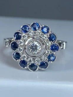 Bague diamants, saphir