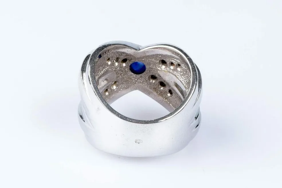 Bague diamants saphir or blanc