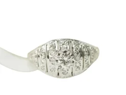 Bague dôme années 30 or blanc et diamants