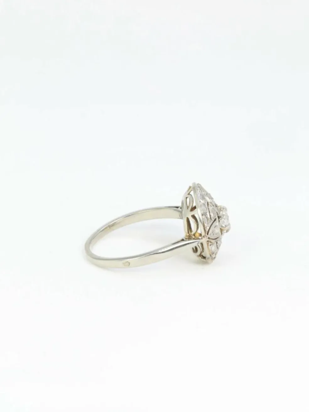 Bague dôme Belle Epoque en or et diamants