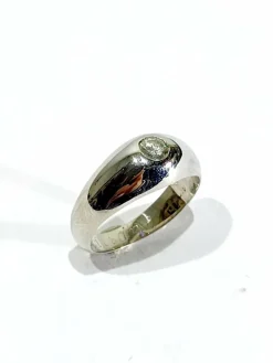 Bague Dôme en or blanc diamant