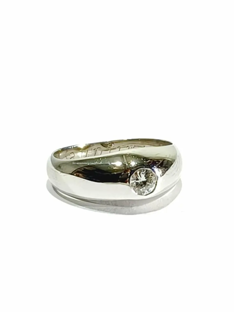 Bague Dôme en or blanc diamant