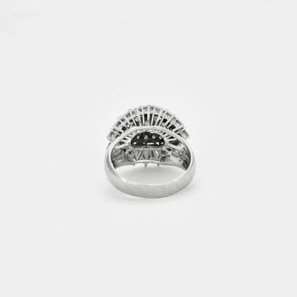 BAGUE DÔME OR BLANC ET DIAMANTS