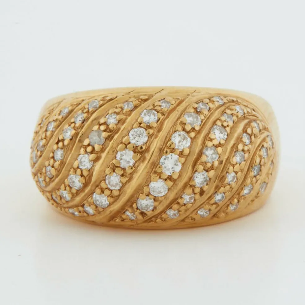 Bague dôme Or jaune Diamants