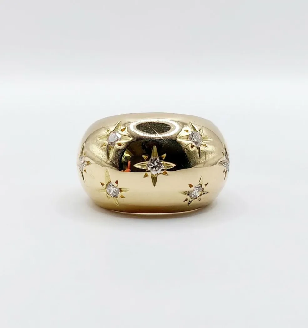 Bague dôme or jaune, diamants serti étoilé (circa 1950)