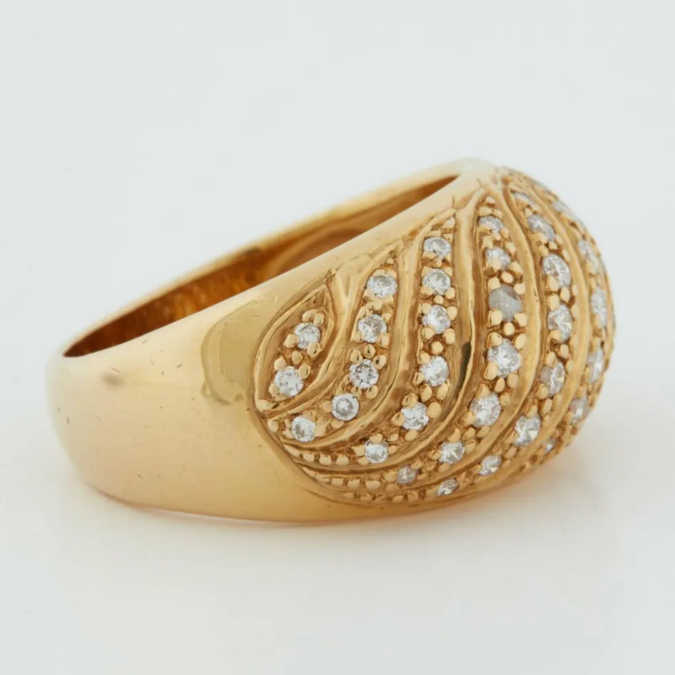 Bague dôme Or jaune Diamants