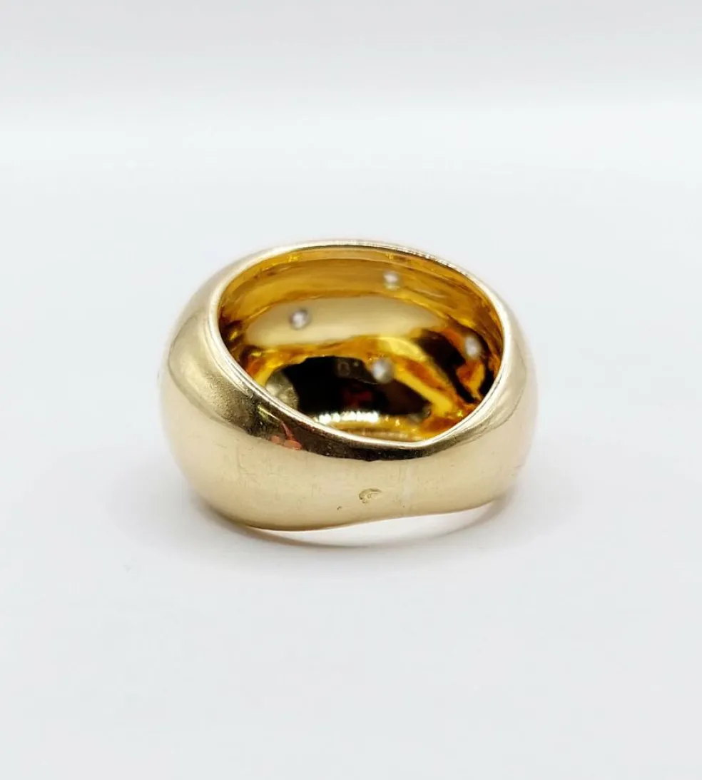 Bague dôme or jaune, diamants serti étoilé (circa 1950)