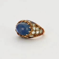 Bague Dôme or jaune saphir et diamants