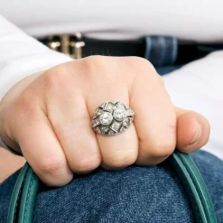 Bague dôme platine et diamants
