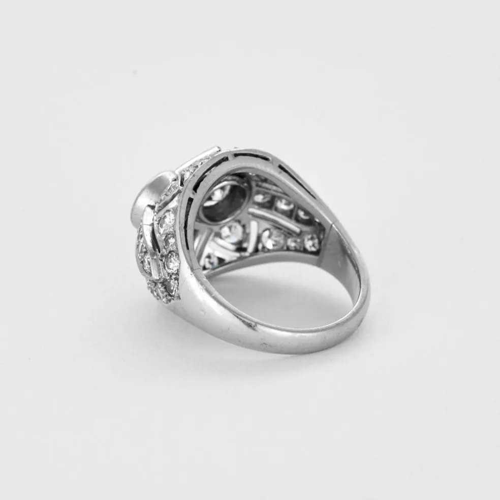 Bague dôme platine et diamants