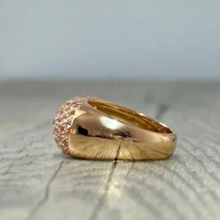 Bague dôme saphirs roses diamant