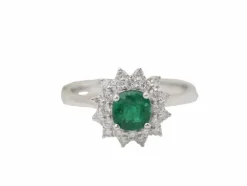 Bague double entourage en or blanc, émeraude 0.64ct et diamants