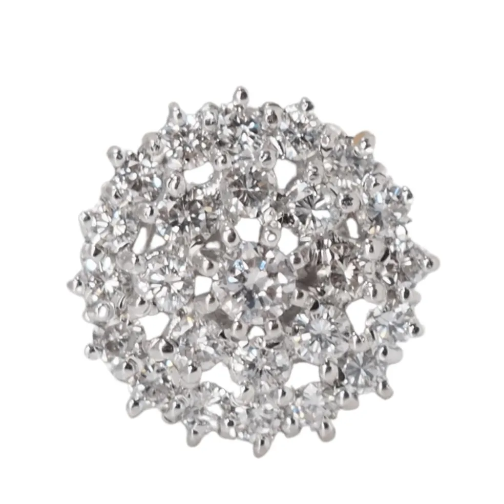 Bague double entourage en or blanc et diamants