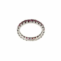 Bague d'éternité avec rubis