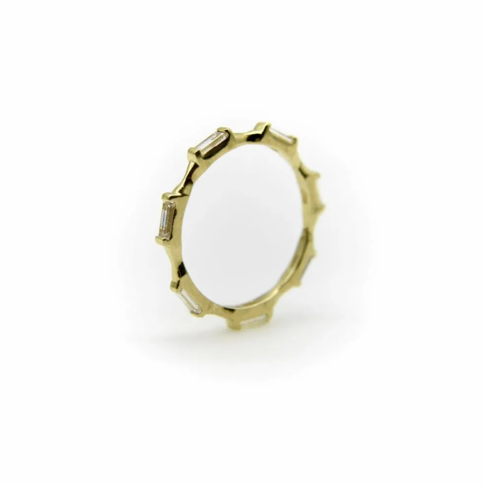 Bague d'éternité en diamant baguette en or