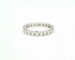 Bague d'éternité en or blanc