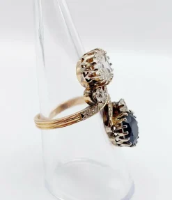 Bague duchesse or rose diamants taille ancienne, saphir épaulé (circa 1950)