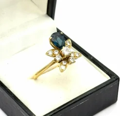 Bague duchesse vintage en or jaune 18K sertie de saphir et diamant