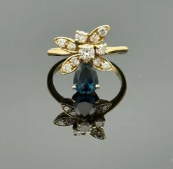 Bague duchesse vintage en or jaune 18K sertie de saphir et diamant