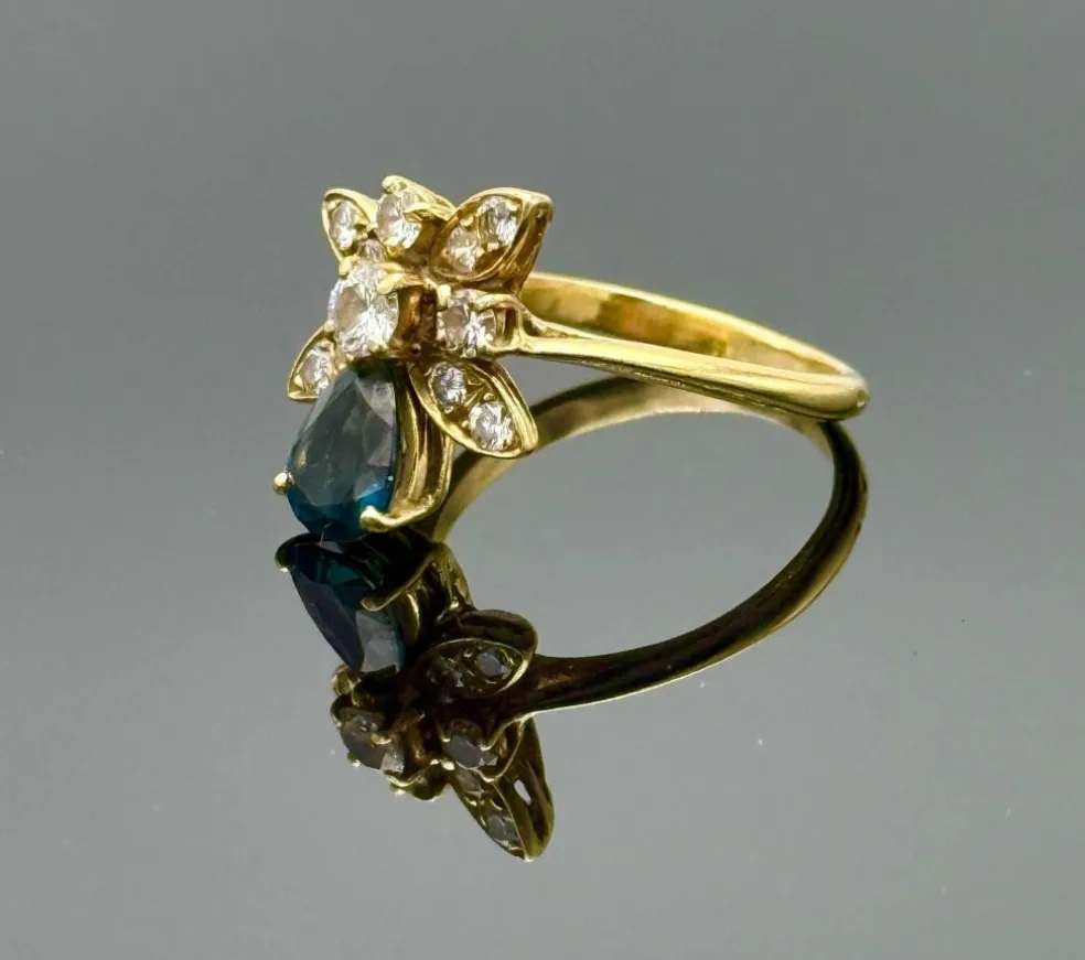 Bague duchesse vintage en or jaune 18K sertie de saphir et diamant