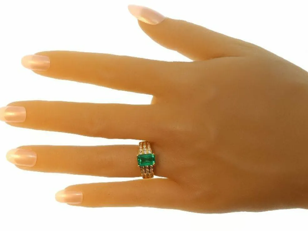 Bague Emeraude & Diamant