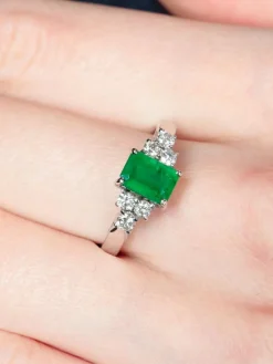 Bague Emeraude Diamants