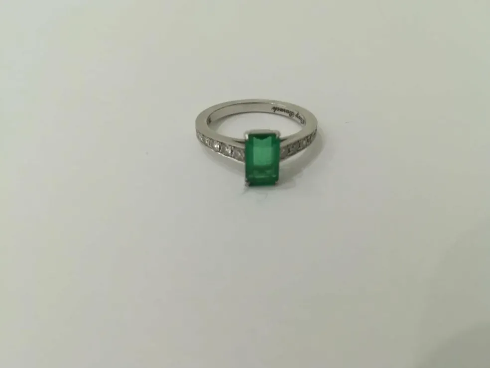 Bague Emeraude, Diamants, Or Blanc
