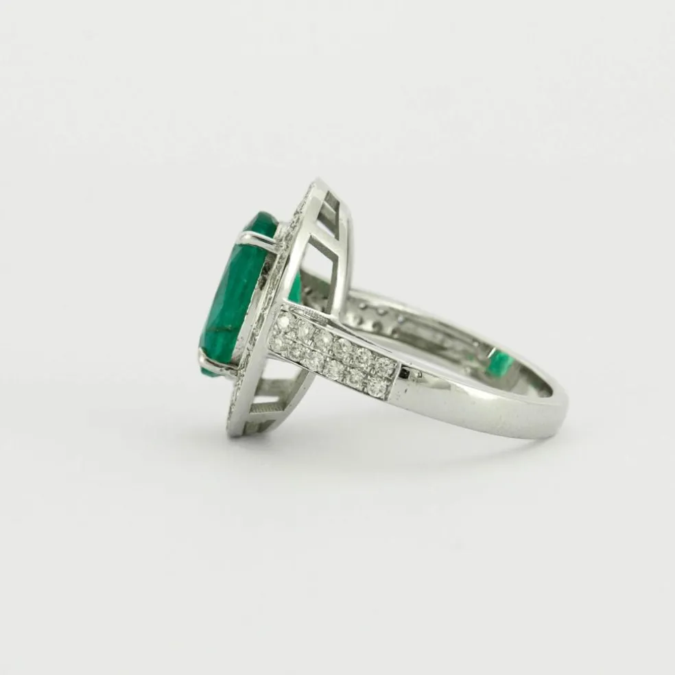 Bague Emeraude double entourage Diamants