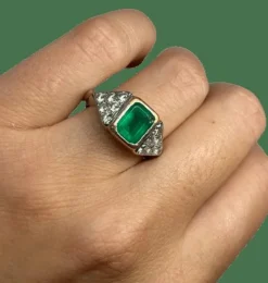 BAGUE EMERAUDE ET DIAMANTS