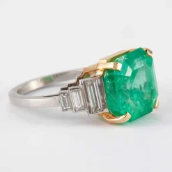 Bague Emeraude et Diamants