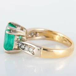 Bague Emeraude rectangulaire Diamants