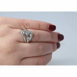 BAGUE EN DIAMANT