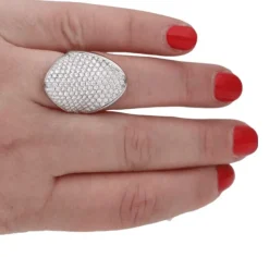BAGUE EN DIAMANT