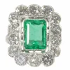 Bague en diamant avec émeraude