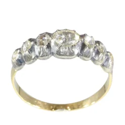Bague en diamant de l'époque victorienne