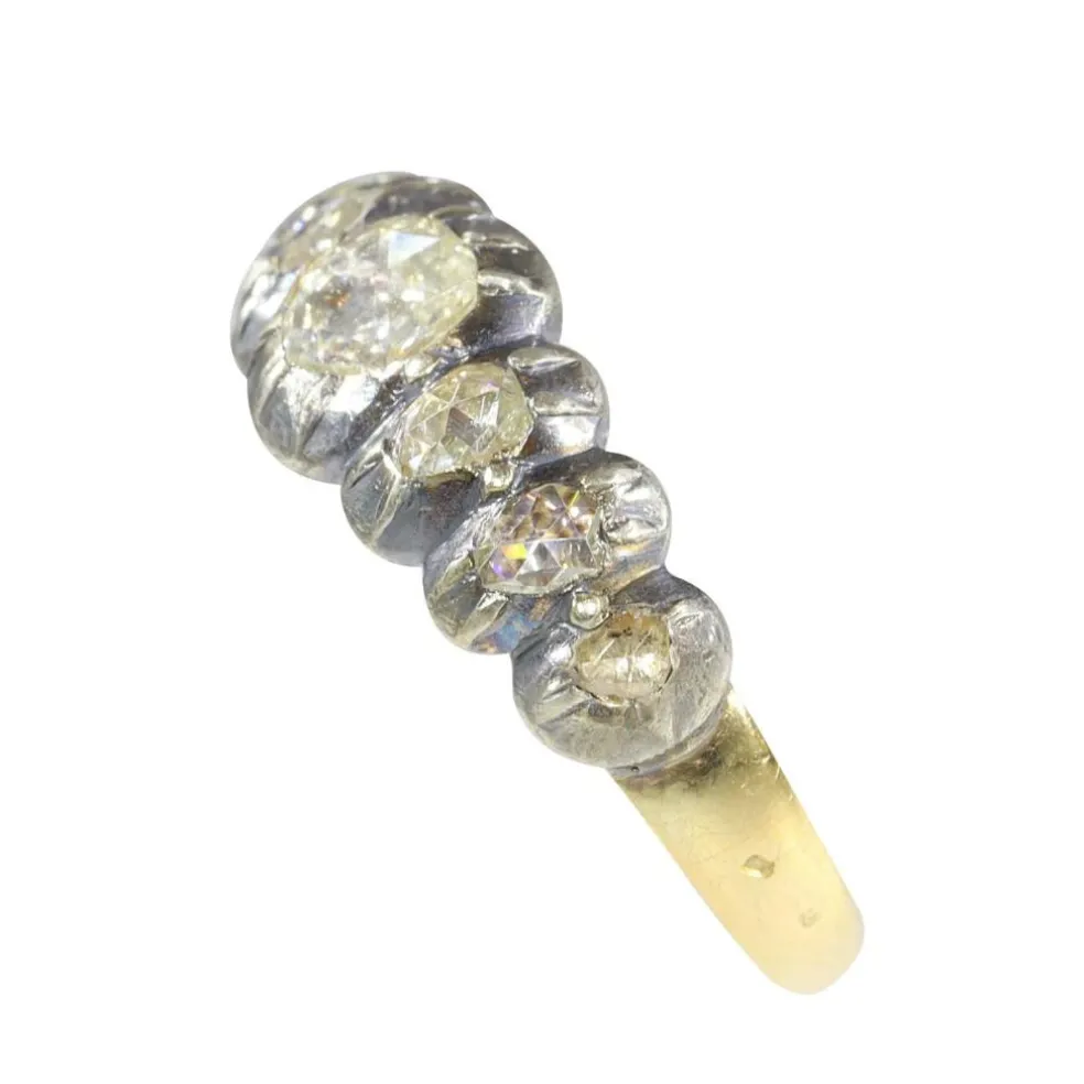 Bague en diamant de l'époque victorienne