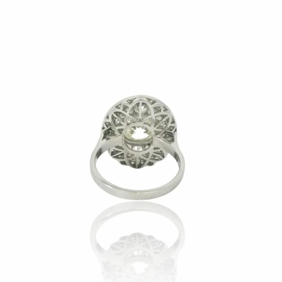 Bague en diamant d'inspiration Art Déco
