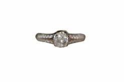 Bague en diamant d'une ancienne mine