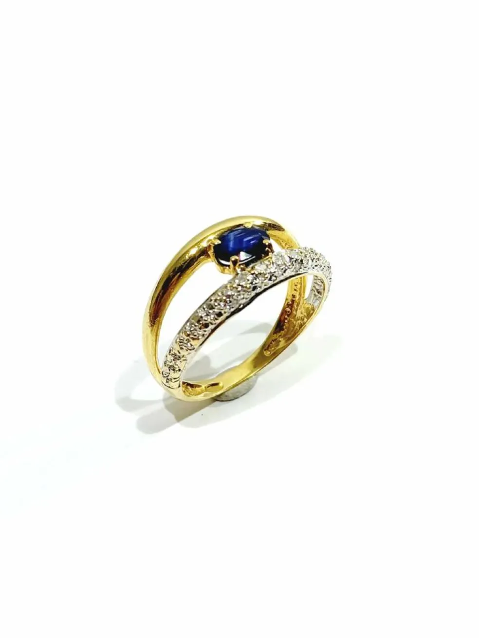 Bague en diamants & saphir