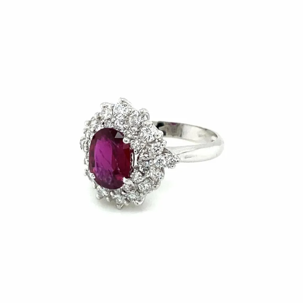 Bague en grappe de diamants rubis de 1,94 carat certifiée par le domaine