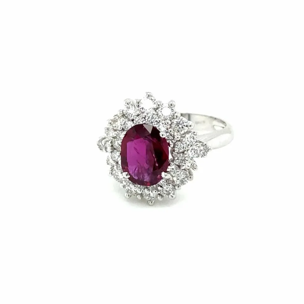 Bague en grappe de diamants rubis de 1,94 carat certifiée par le domaine
