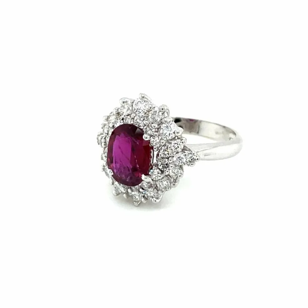 Bague en grappe de diamants rubis de 1,94 carat certifiée par le domaine