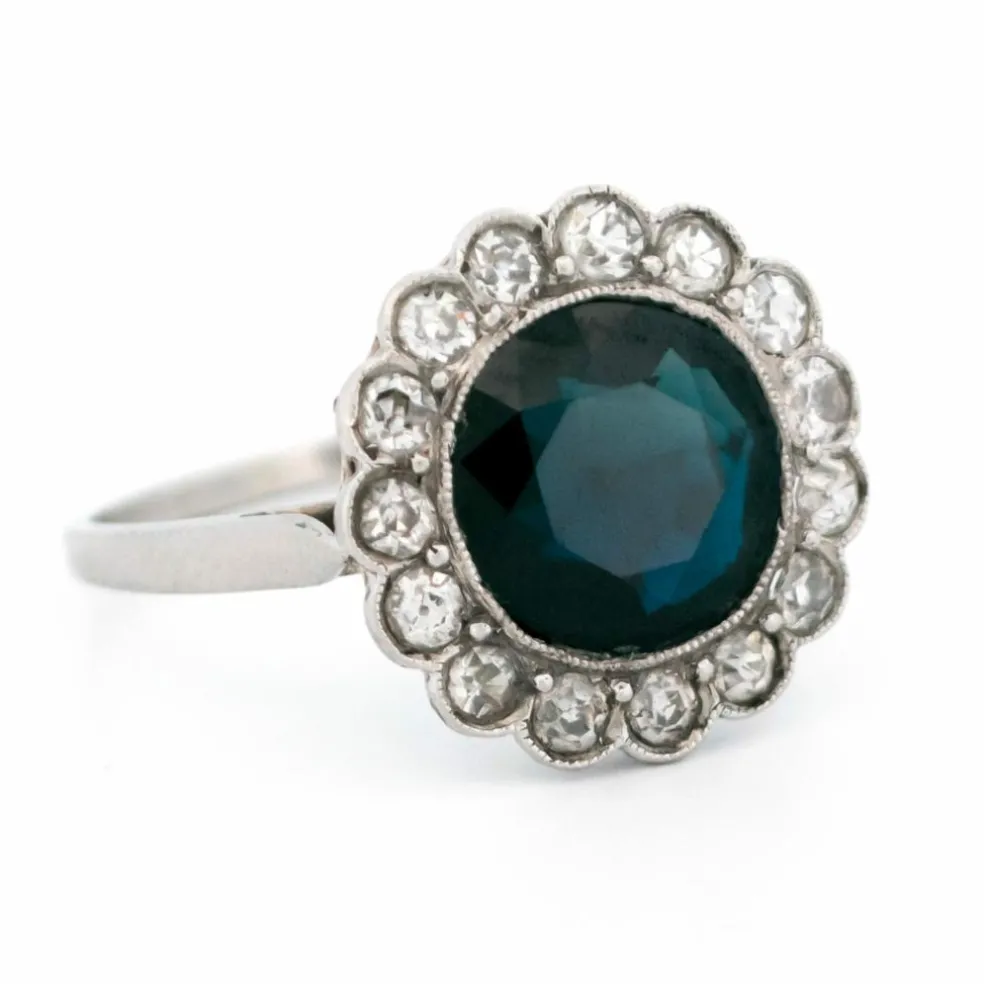 Bague en grappe de platine et diamants et saphirs