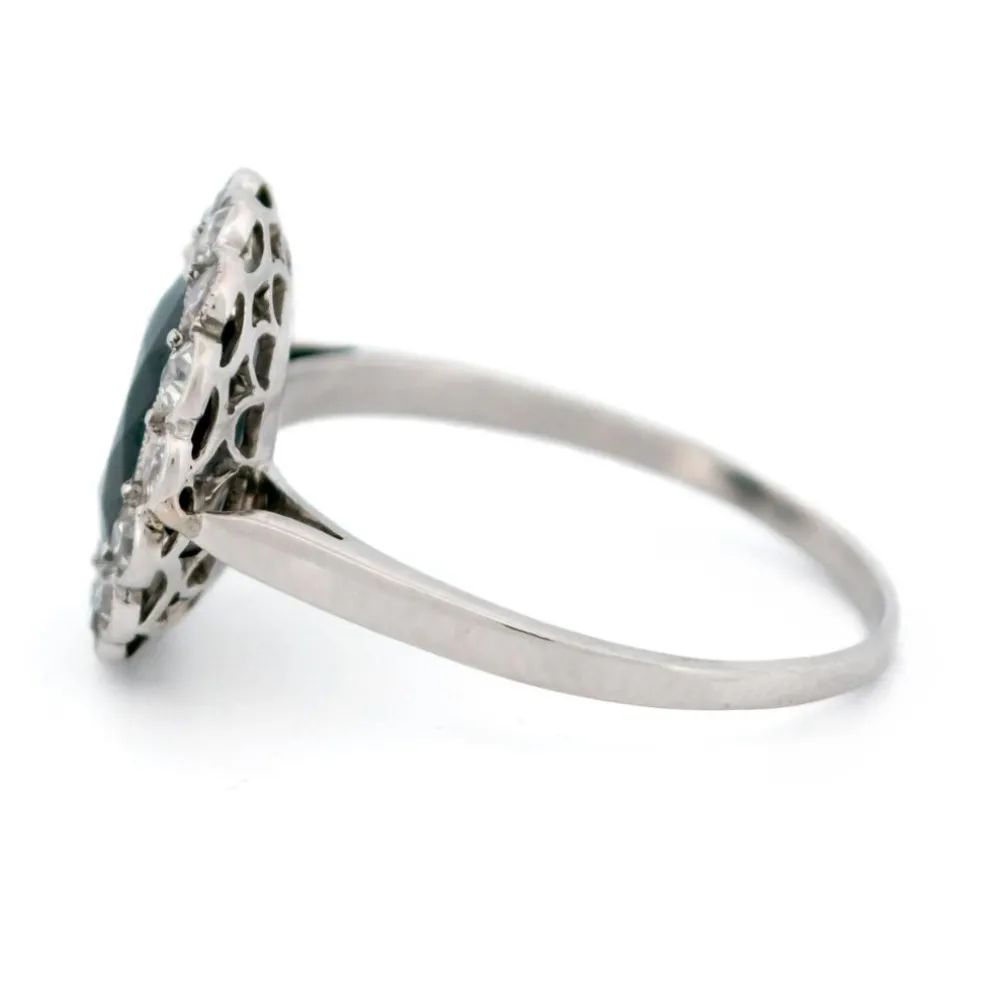 Bague en grappe de platine et diamants et saphirs