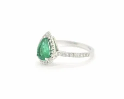 Bague en émeraude zambienne de 1,04 carat