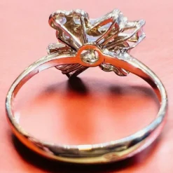 Bague En Or 18 Carat Sertie Diamants