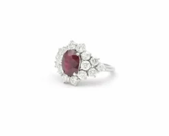 Bague en or 18 carats avec rubis 4 carats et diamants