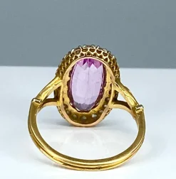 Bague en or 18 carats ornée d’une topaze rose et de diamants. Epoque Napoléon III.