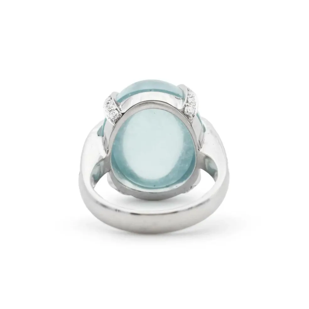 Bague en or avec aigue-marine de 18,5 ct et diamants